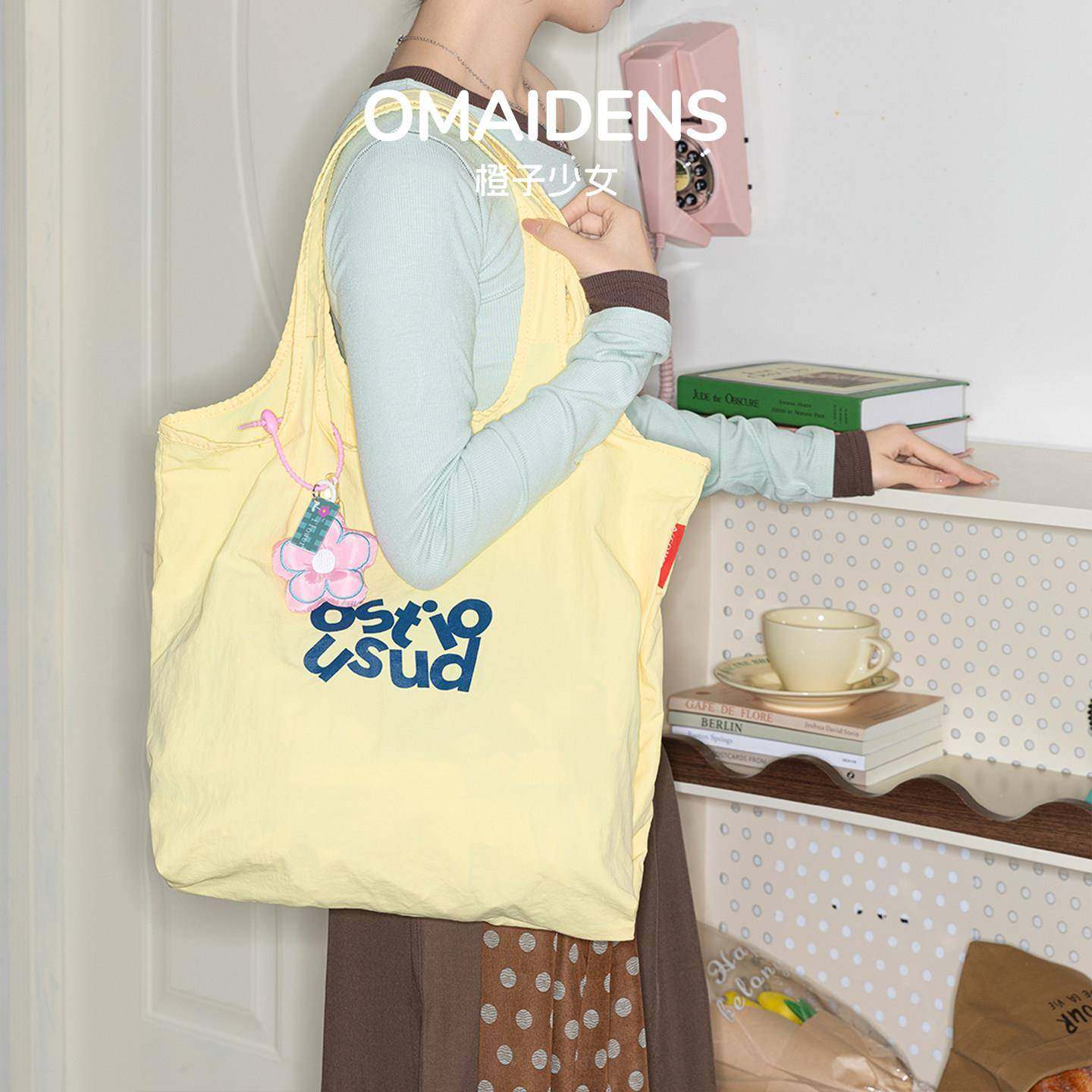 【日本购】简约字母大帆布包大容量托特包女单肩手提包学生通勤,淘宝优惠券,粉丝福利购,淘宝优惠卷