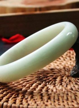 天然细条远疆玉阁少女