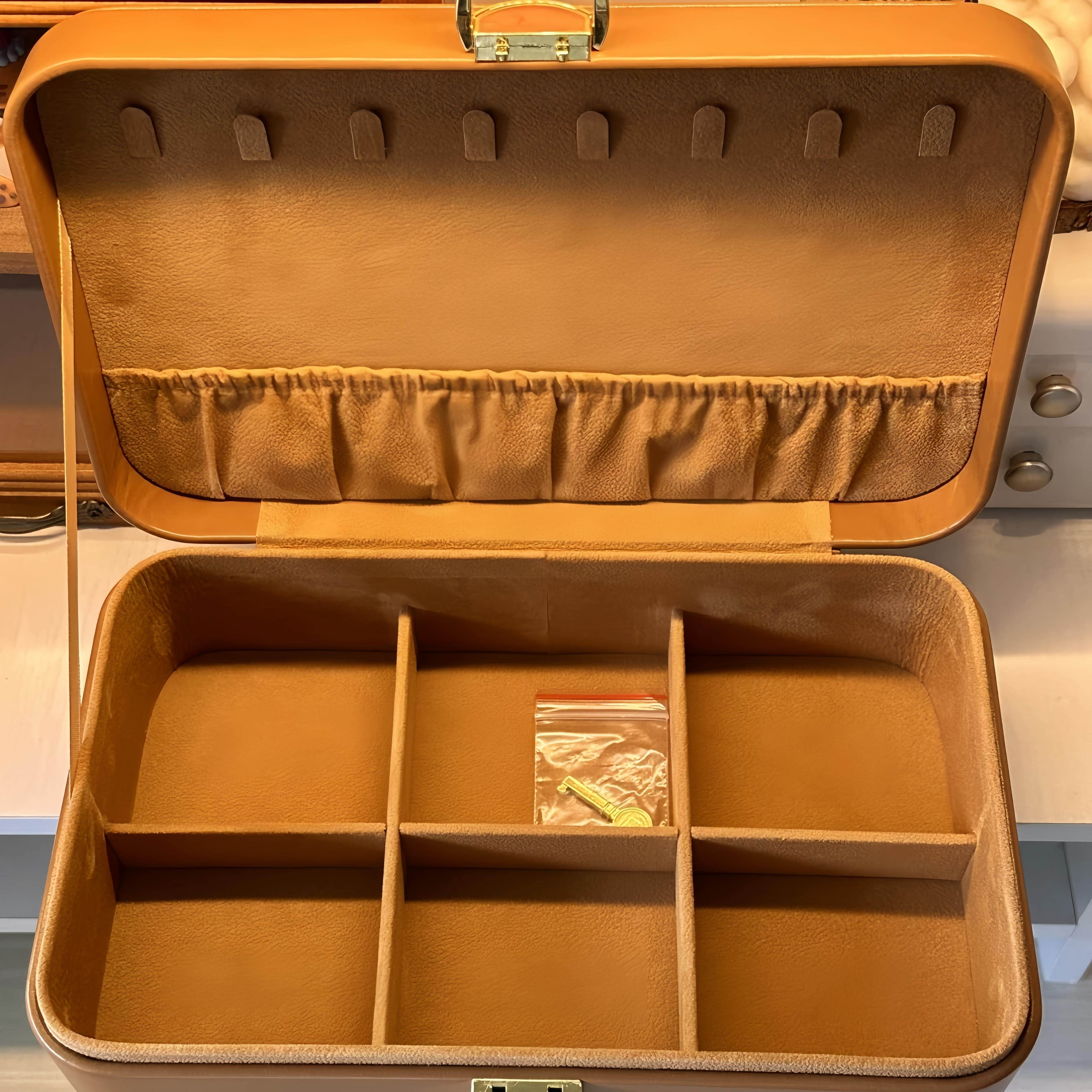 新款双层珠宝收纳盒项链耳环戒指饰品桌面收纳高档带锁多格首饰盒,淘宝优惠券,粉丝福利购,淘宝优惠卷