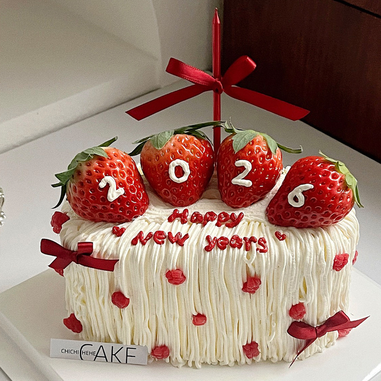 2026新年跨年奶油树莓草莓蛋糕装饰手绘4寸毛毛甜品DIY蝴蝶结丝带,淘宝优惠券,粉丝福利购,淘宝优惠卷