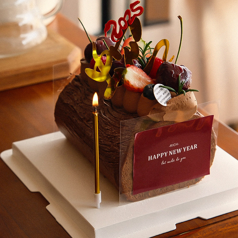 2025蛇年新春除夕毛巾卷蛋糕装饰草莓树桩面包卷新年贴亚克力插件,淘宝优惠券,粉丝福利购,淘宝优惠卷