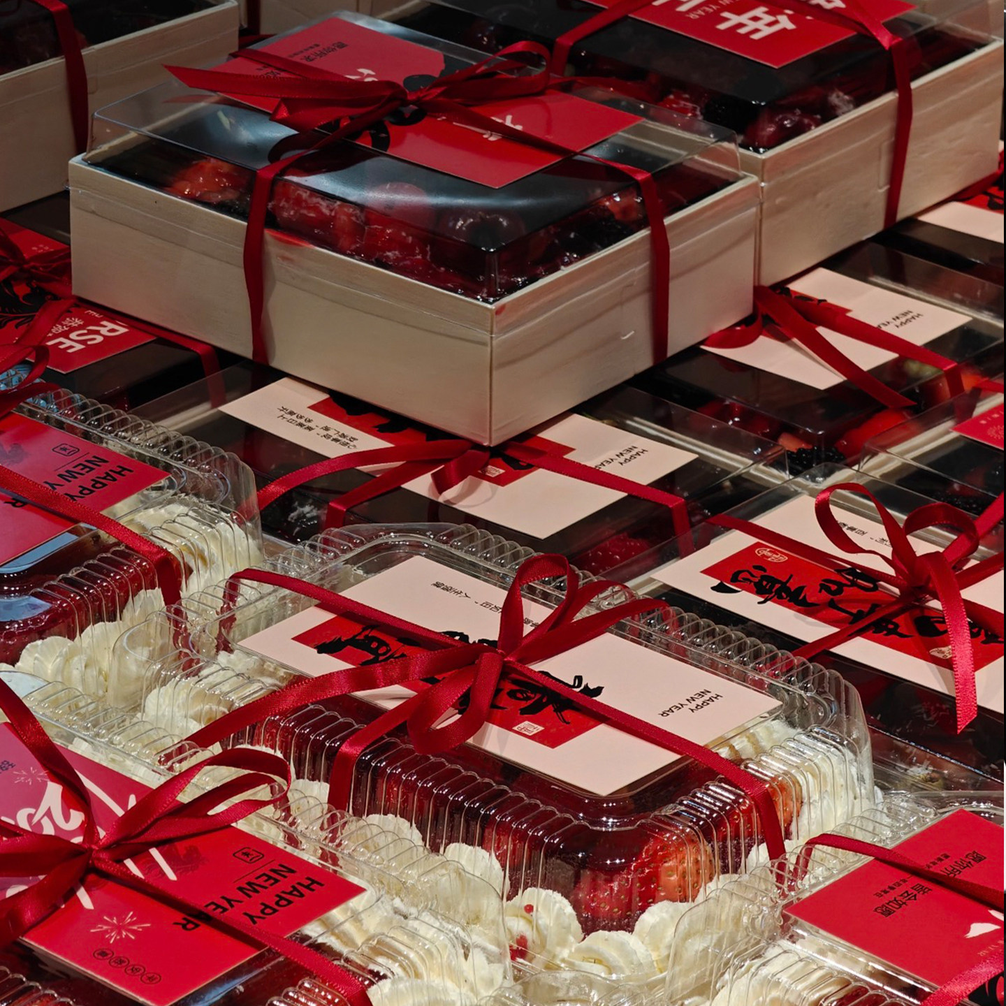 国风恭贺新春除夕夜水果草莓木片盒蛋糕打包盒暴富财神爷贺卡礼盒,淘宝优惠券,粉丝福利购,淘宝优惠卷