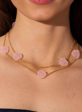CH 出口余叠戴桃心软糖项链