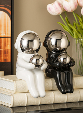 宇航员创意摆件坐姿酒柜装饰品