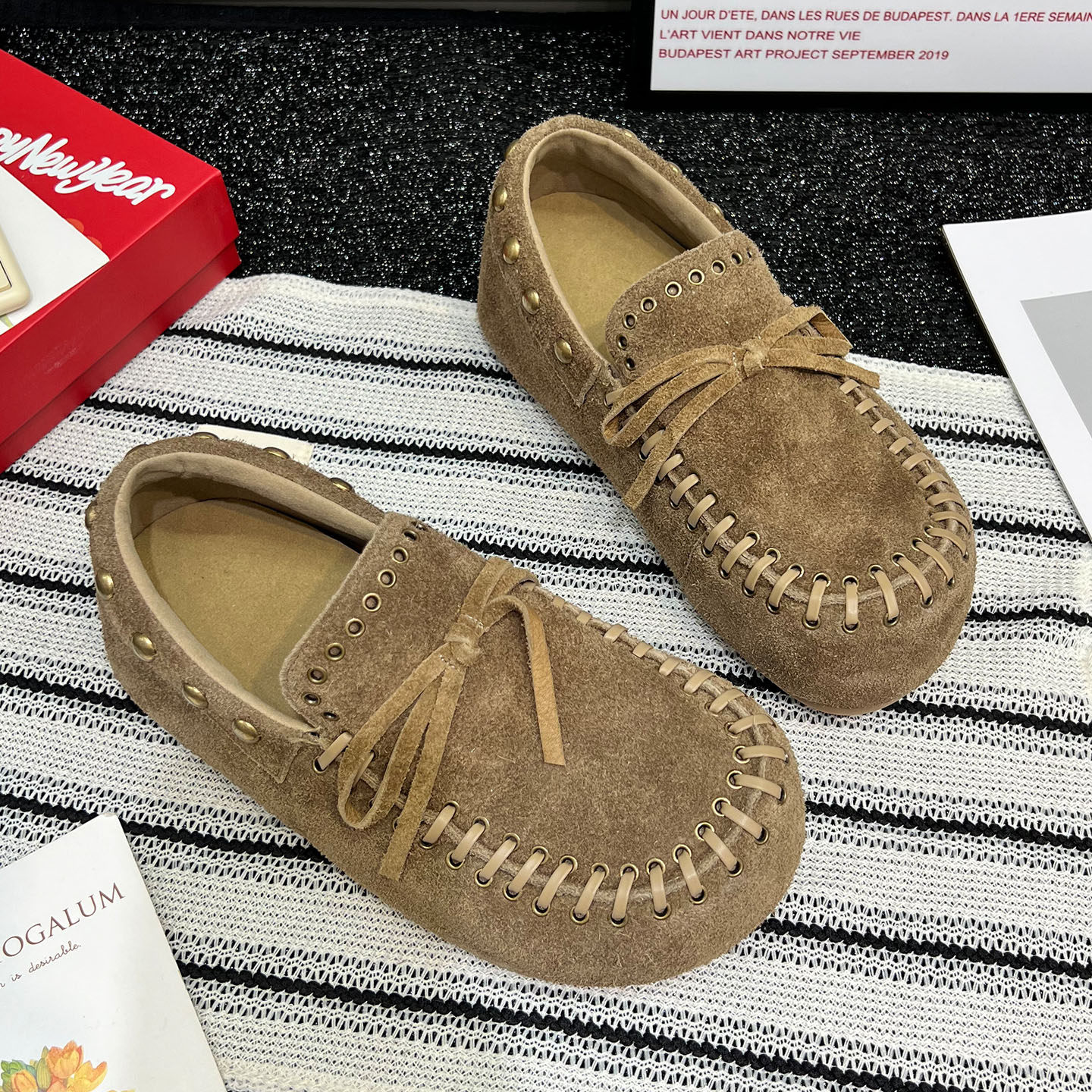 真皮铆钉蝴蝶结勃肯鞋女2026春季新款休闲百搭厚底内增高时尚单鞋,淘宝优惠券,粉丝福利购,淘宝优惠卷