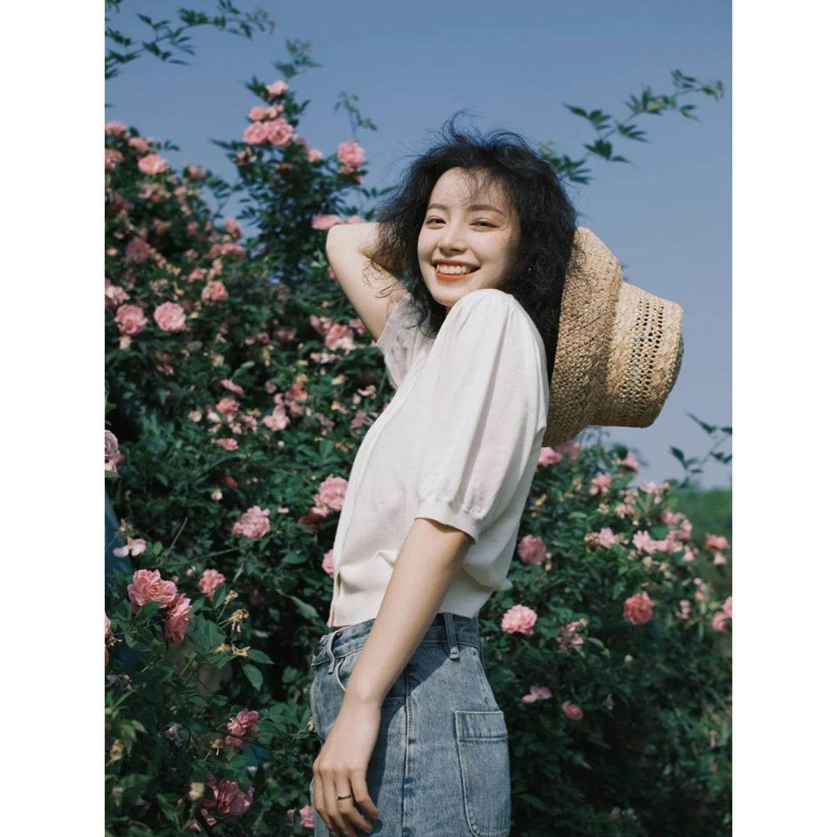 法国Rixo Rane宝藏推荐⭐复古甜美v领短袖针织衫收腰显瘦冰丝开衫,淘宝优惠券,粉丝福利购,淘宝优惠卷