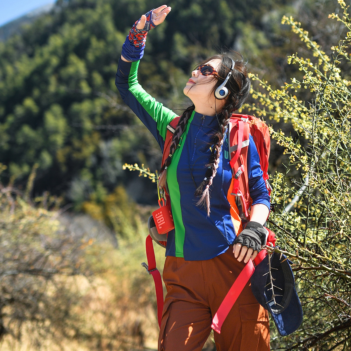 卓尼维斯户外春夏自制印花不规则拼色设计速干快干长袖T恤上衣女,淘宝优惠券,粉丝福利购,淘宝优惠卷