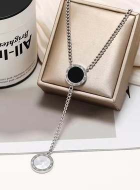 INS网红日韩设计感钛钢圆盘流苏吊坠中长款毛衣项链贝壳双面佩戴