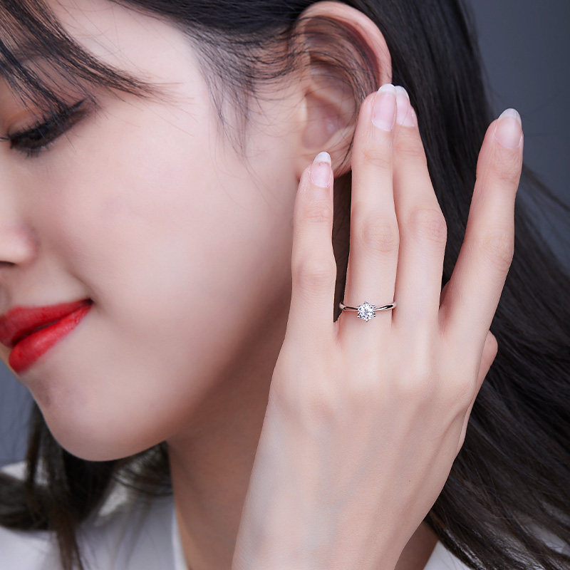 我爱钻石网女六爪皇冠求婚结婚钻戒 我爱钻石网手饰