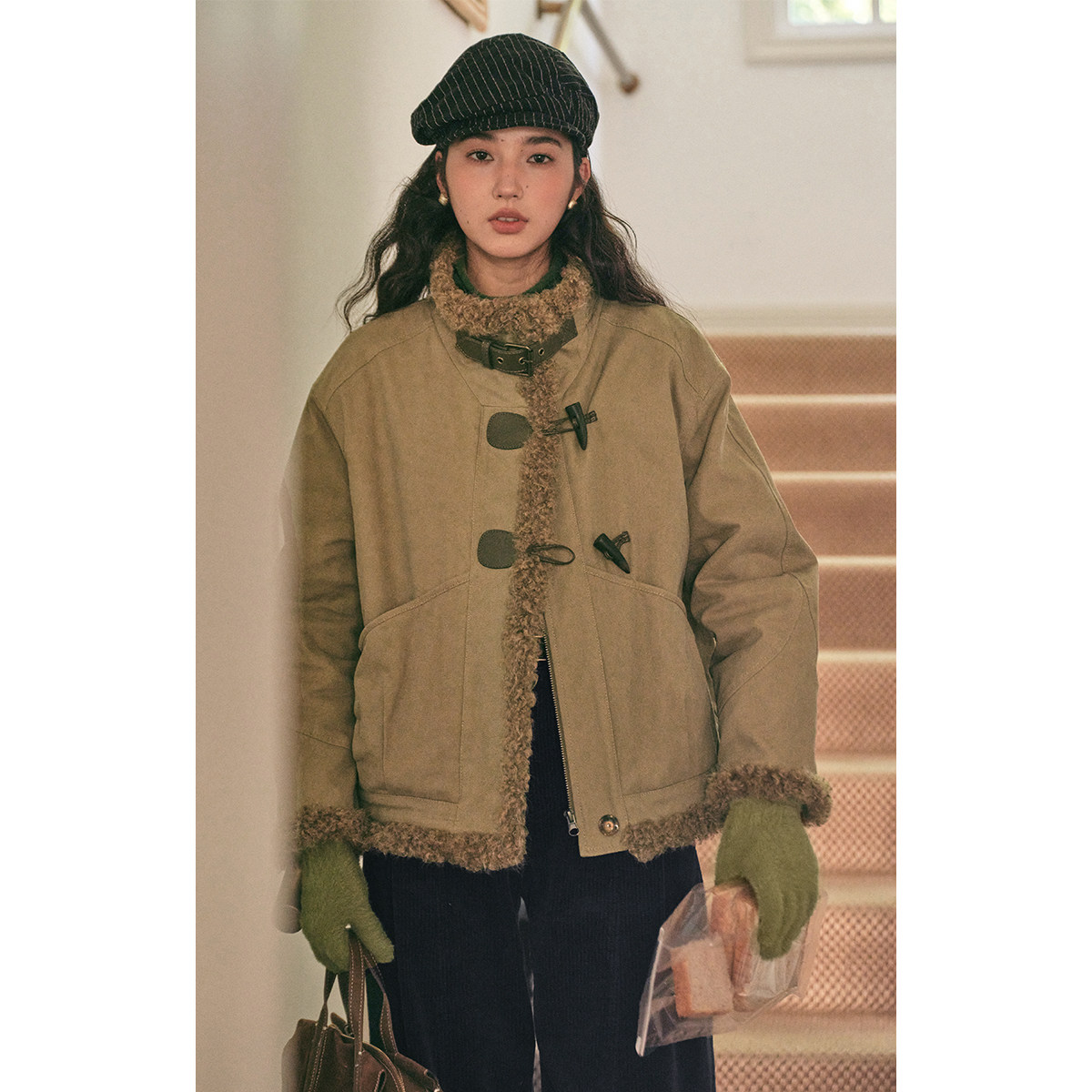 solighter 法式毛毛拼接立领短外套女秋冬2025新款小个子加绒外套,淘宝优惠券,粉丝福利购,淘宝优惠卷