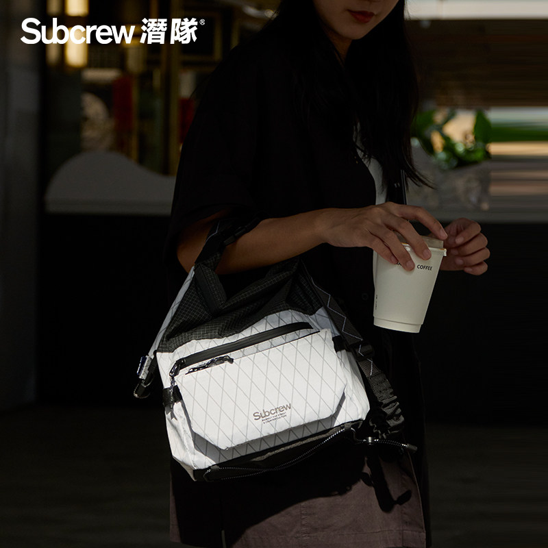 Subcrew汐风系列户外运动防水骑行轻质休闲斜挎包百搭潮牌手机包,淘宝优惠券,粉丝福利购,淘宝优惠卷