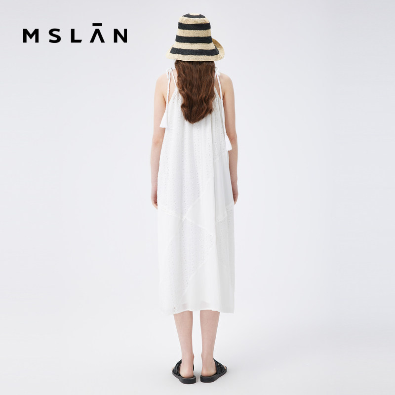 MSLAN2023秋新款设计感垂坠镂空花纹南法庄园风绑带吊带连衣裙_虎窝淘