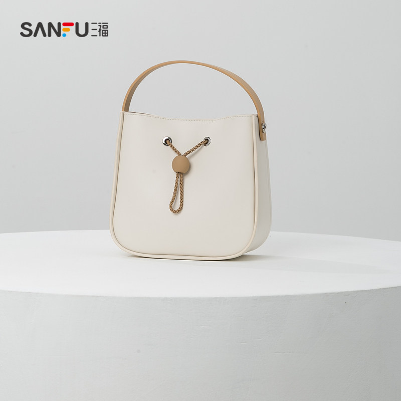 三福女2021喷色五金系列配色手提包 三福服饰女士包袋