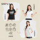ເສື້ອຍືດສັ້ນຂອງແມ່ຍິງ Sanfu 2026 ລະດູຮ້ອນໃຫມ່ທີ່ນິຍົມ kitten ທີ່ຫນ້າຮັກວ່າງຄໍສີຂາວແຂນສັ້ນເຄື່ອງນຸ່ງຫົ່ມຂອງແມ່ຍິງ