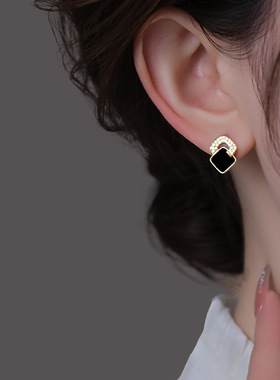 S999纯银针黑色几何耳钉女2026新款爆款轻奢小众耳环高级感耳饰