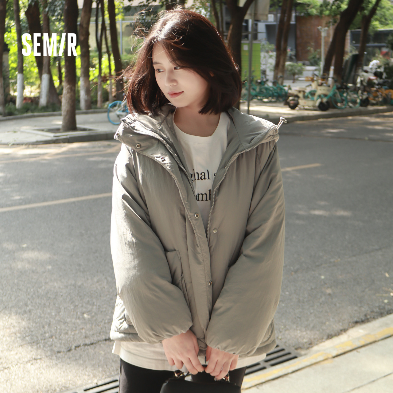 森马羽绒服女质感纯色简约保暖冬季2024新款oversize连帽外套休闲