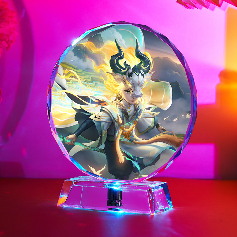 王者荣耀手办王者荣耀手办发光水晶摆件鲁班柯南刘备生日礼物马可波罗怪盗基德