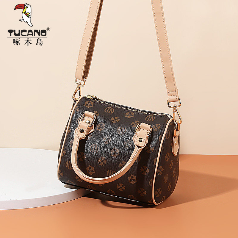 啄木鸟2022新款夏季单肩波士顿包 啄木鸟女士包袋