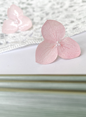 真花饰品日本绣球花瓣耳钉女手工制作小众森系清新永生花耳饰