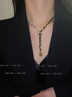 欧美夸张设计感丝带镶钻好运项坠