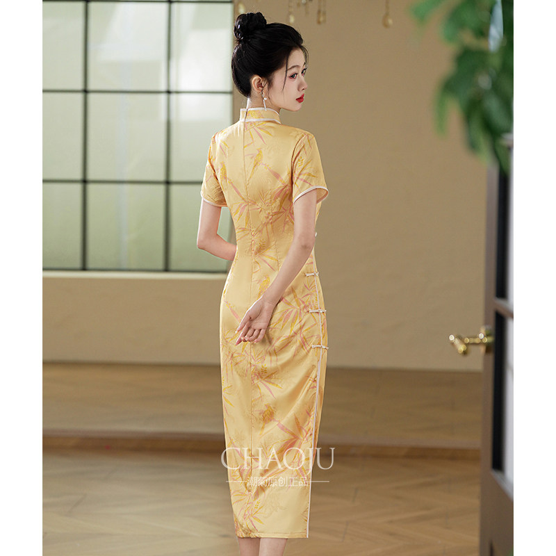 订婚礼服2024新款黄色新中式晨袍新娘高级感小众日常年轻款少女