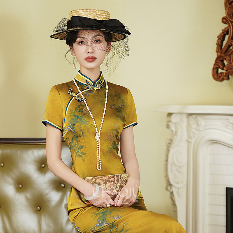 旗袍2024新款真丝桑蚕丝高端新中式走秀主持人年会礼服轻奢高级感