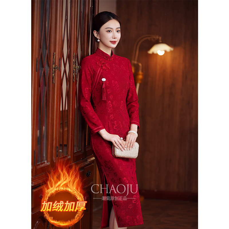 大码旗袍冬季加绒加厚红色2024新款喜婆婆婚宴装高端年轻款妈妈