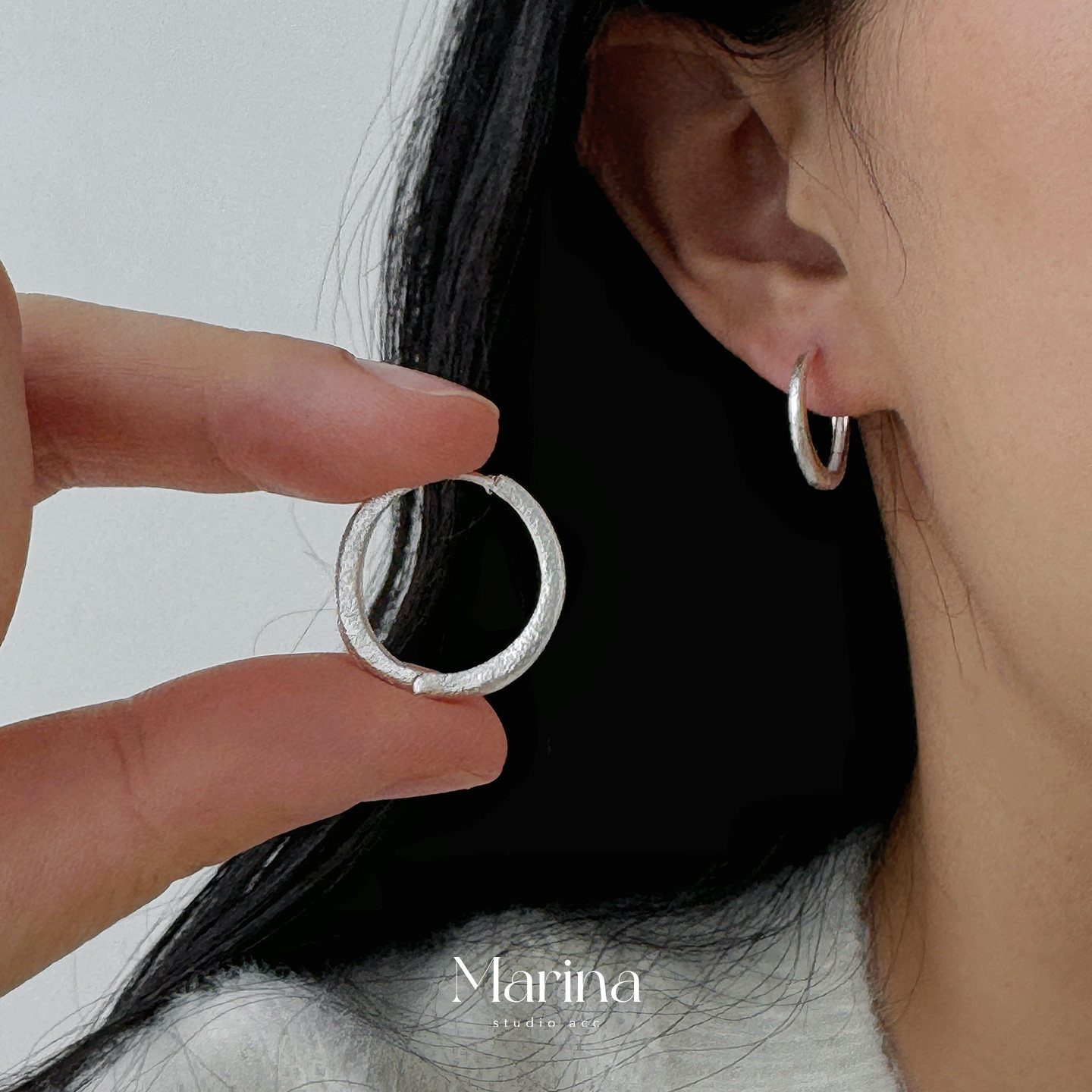 宛如星河｜高级质感基础耳圈通体925纯波光粼粼银耳钉耳环闪砂女,淘宝优惠券,粉丝福利购,淘宝优惠卷