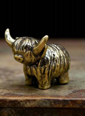跨境热销耗牛高地牛迷你小雕像桌面茶宠摆件办公家居装饰铜器
