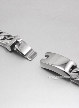 时尚风饰品闪亮银色男士钛钢手链