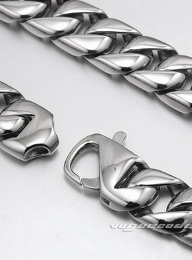 闪亮时尚风钛钢项链