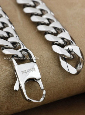 时尚风高硬度钛钢手链