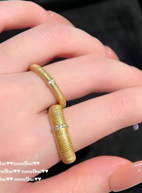 轻奢复古弧形拉丝开口可调节戒指中古风优雅手工微镶气质百搭女戒