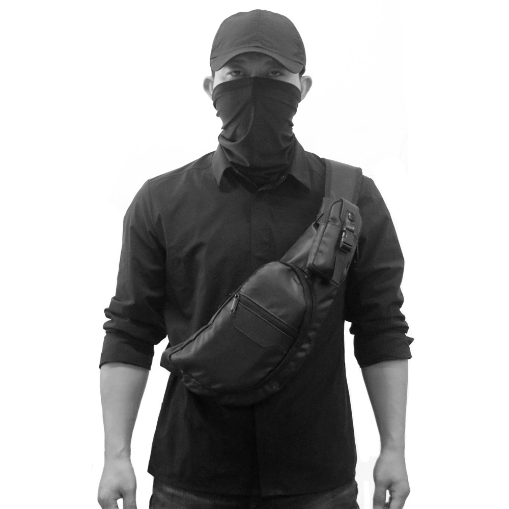 Mountaineering bag, cycling sports multifunctional waterproof chest bag