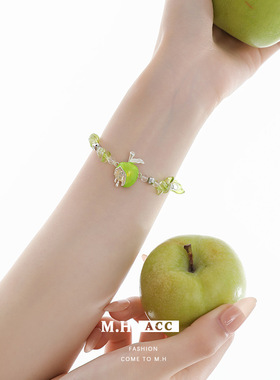 清新时尚青苹果手链女原创设计绿色天然石气质轻奢小众甜酷风首饰