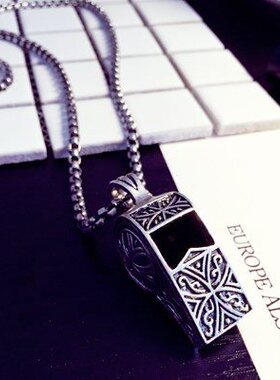 百搭休闲风挂饰长款脖子颈链