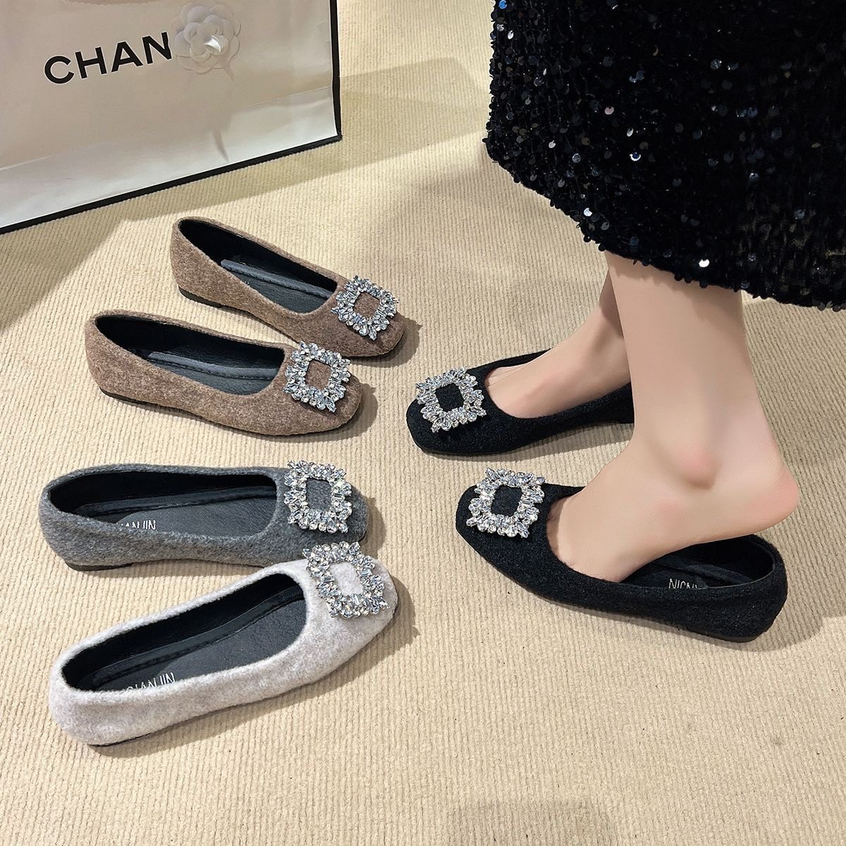 2025新款水钻方头平底毛毛鞋女春季外穿年韩版气质平底单鞋,淘宝优惠券,粉丝福利购,淘宝优惠卷