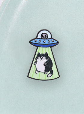 26UFO 外星人绑架猫咪胸针 搞怪科幻风珐琅别针 小众趣味金属徽章