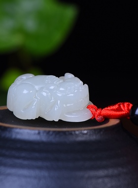 新疆和田玉羊脂玉白玉青白玉招财进宝貔貅吊坠男女款挂件玉坠玉佩