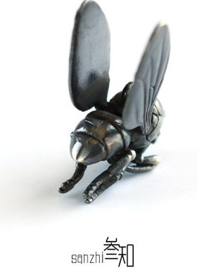 复古做旧纯铜嘻哈哥特时尚男女潮流骷髅头小蜜蜂项链钥匙扣吊坠