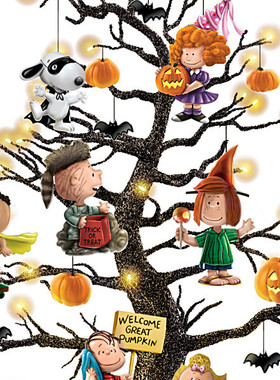 IlluminatedHalloweenTree