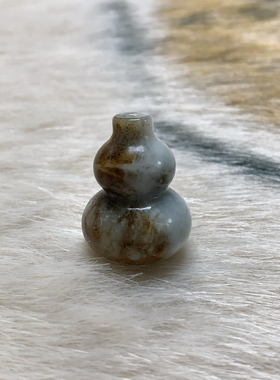 新天然岫玉通孔葫芦吊坠葫芦玉石挂件中式国风锁骨链花玉吊坠