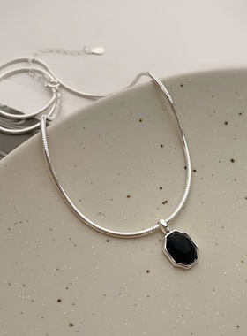 Ｓ925纯银暗黑风黑色吊坠蛇骨链八边形项链冷淡风小众设计感银饰