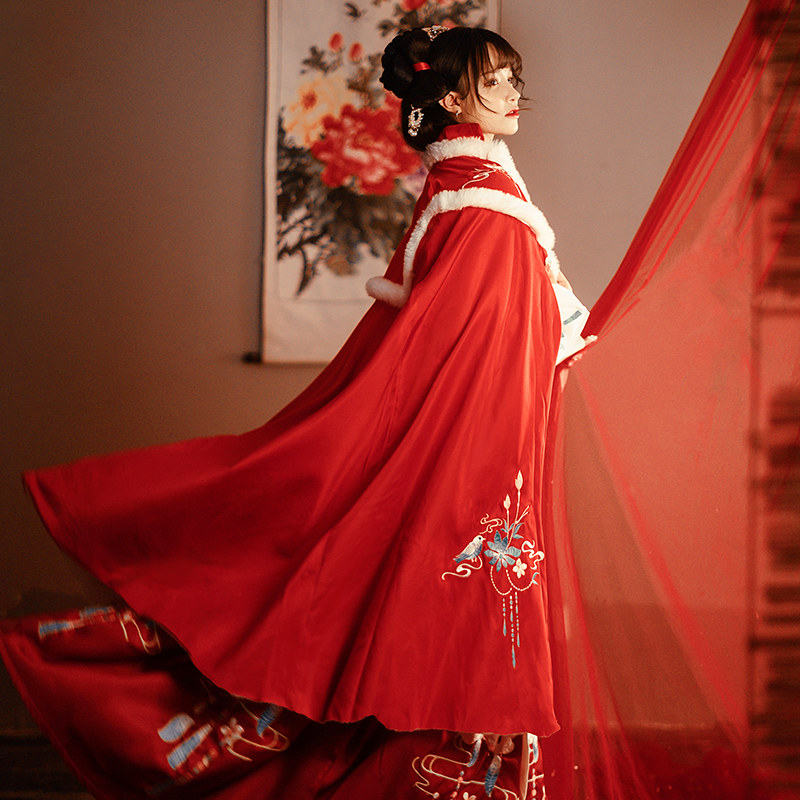 原创斗篷长款刺绣加绒加厚结婚汉服 红富兰汉服