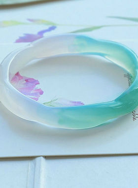 民族风女款绿玛瑙半山半水手镯