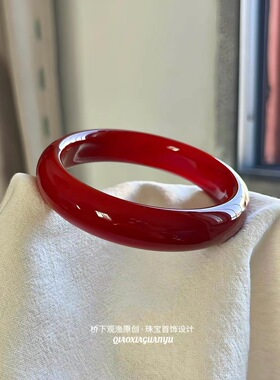 天然正品红色玛瑙手镯正红玉髓手镯本命年红玉镯子中宽红色手镯女
