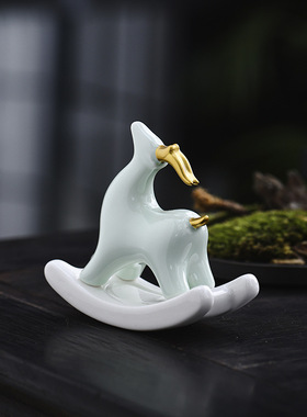 创意可爱摇摇鹿陶瓷现简约小鹿趣味茶宠笔架家居室内小摆设摆件