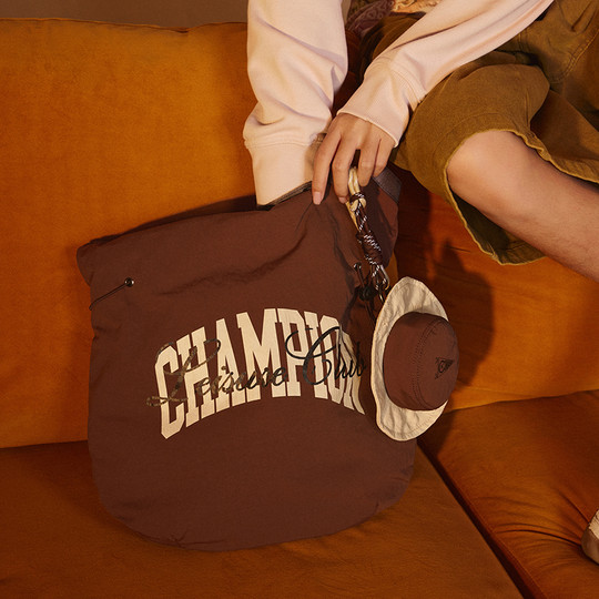 Champion冠军单肩包托特包女2025秋冬新款户外大容量通勤背包男