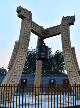 玻璃钢铸铜抽象警钟雕塑