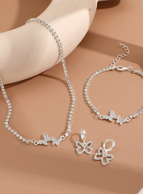 Lady Butterfly Pendant Necklace Set of Three Pieces套装首饰
